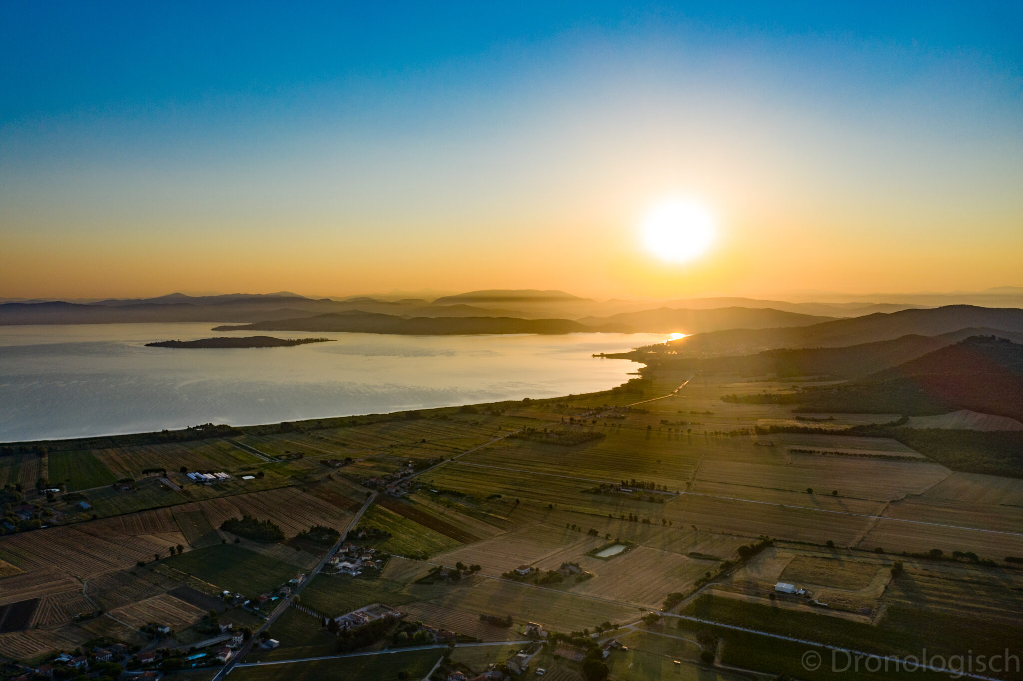 Lago Trasimeno Dronologisch